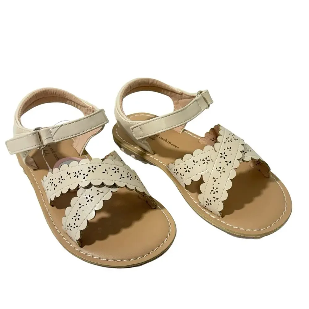 Cupcakes and Cashmere scalloped Beige Sandal Toddler Girls Adjustable SZ/10